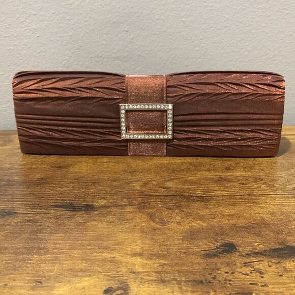 Metallic Bronze Fabric Evening Bag With Strap And Rhinestone Buckle On The Front - Picture 4 of 4